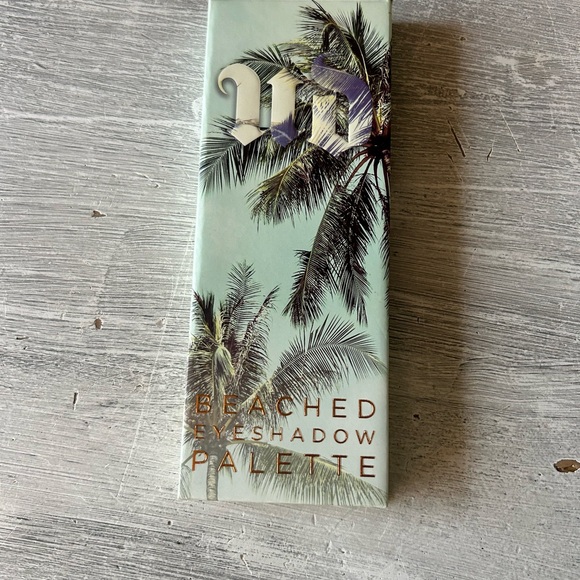Urban Decay Bleached Eyeshadow Palette - Picture 2 of 4